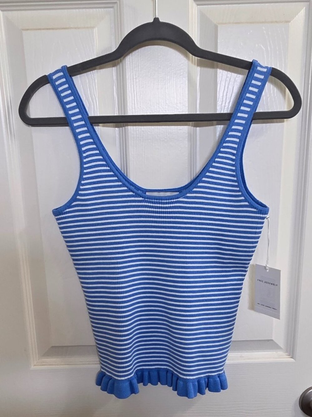 NEW Free Assembly Ruffle Hem Knit Tank Top – Blue Print Stripe